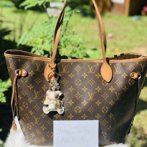 Louis Vuitton Neverfull MM Monogram  accept offer